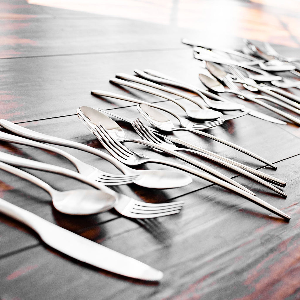 Ensemble de couverts Averie Satin 20 pièces