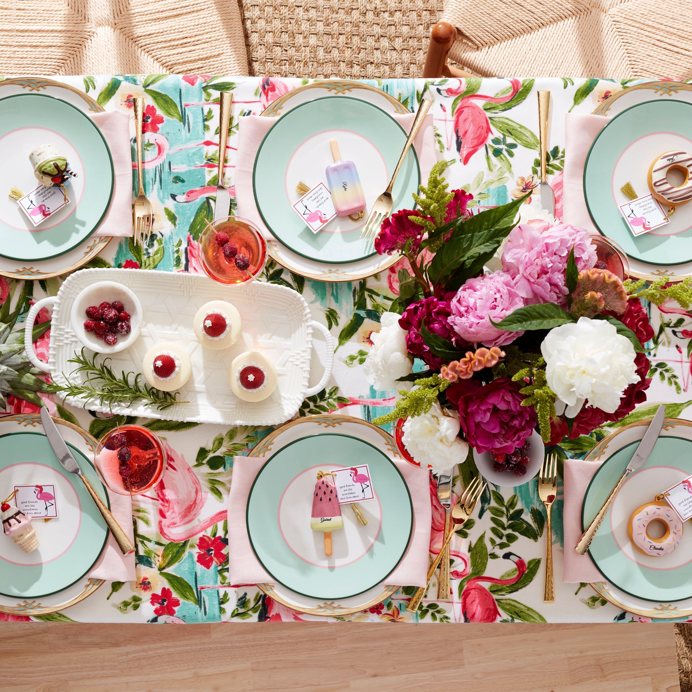 Assiette plate en bambou de style colonial britannique