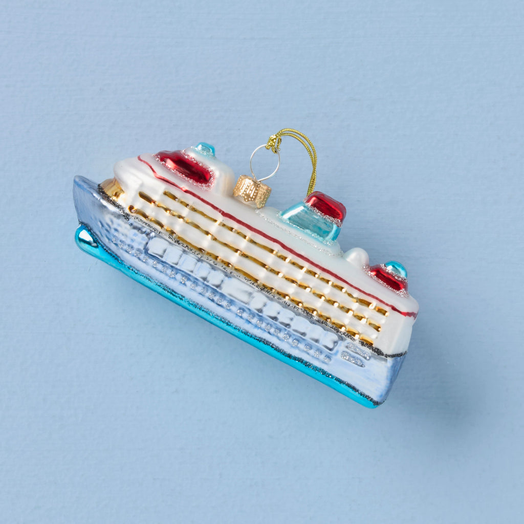 Ornement de bateau de croisière en verre soufflé