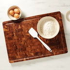 Planche à pâtisserie en acacia