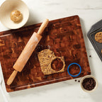 Planche à pâtisserie en acacia